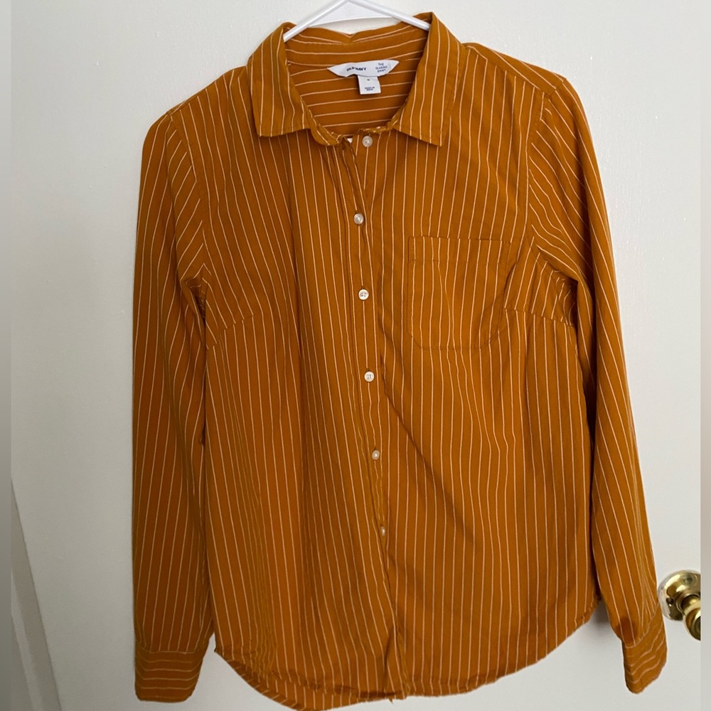 Old Navy Classic Women’s Button Down Shirt, Striped Size Medium